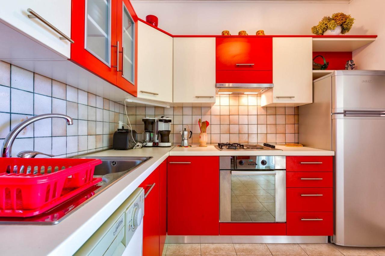 Apartments Margarita มาลีโลชินจ์ ภายนอก รูปภาพ